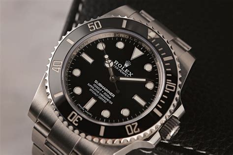 how to adjust rolex submariner|rolex submariner date black price.